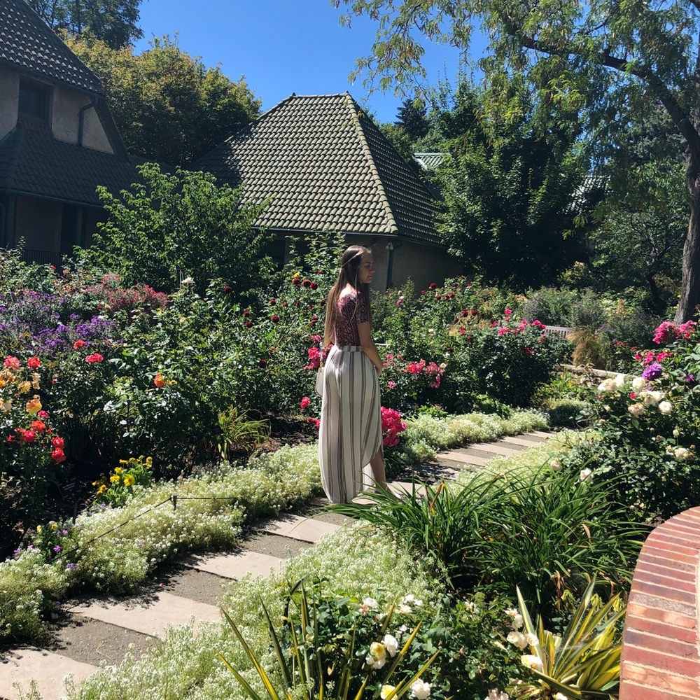 Meet your Posher, Sonia